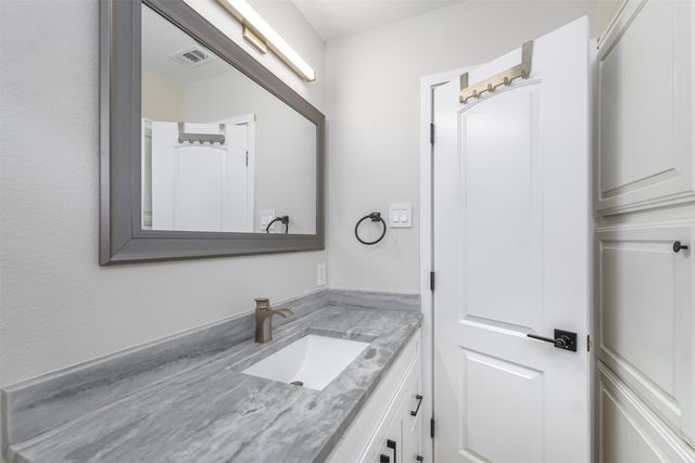 7436 Bridges Avenue, Richland Hills, TX 76118