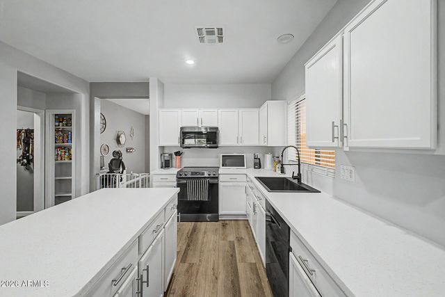 1218 S KENDRA Street, Gilbert, AZ 85296
