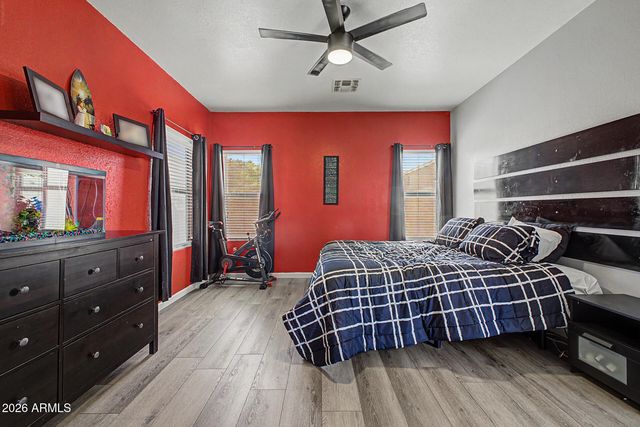 1218 S KENDRA Street, Gilbert, AZ 85296