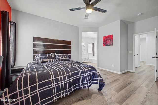 1218 S KENDRA Street, Gilbert, AZ 85296
