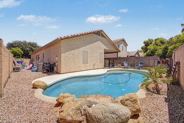 1218 S KENDRA Street, Gilbert, AZ 85296