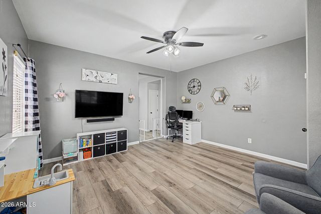 1218 S KENDRA Street, Gilbert, AZ 85296