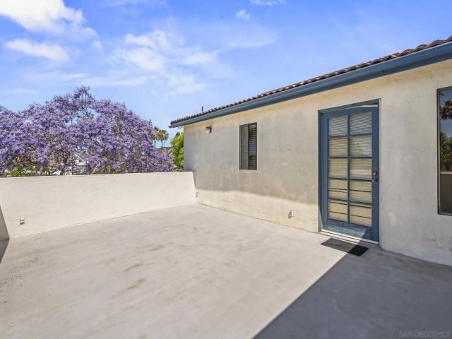 349-51 G, Coronado, CA 92118