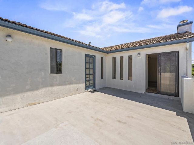 349-51 G, Coronado, CA 92118
