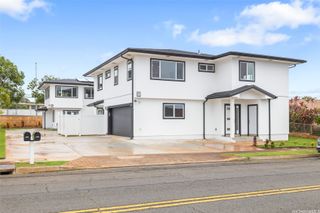 1526 Hooli Circle, Pearl City, HI 96782