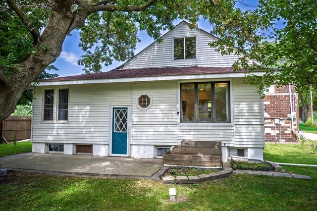 5012 Cleveland Street, Wheatland Twp, MN 55046