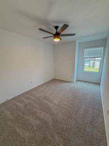 725 Bronco Billy DR, Jarrell, TX 76537