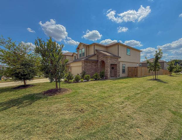 725 Bronco Billy DR, Jarrell, TX 76537