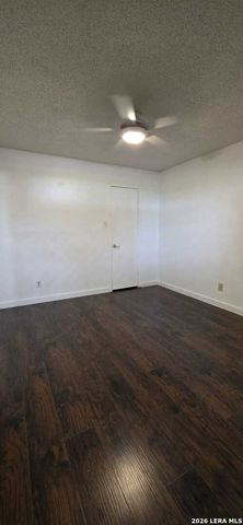 3843 Barrington St Apt 138J, San Antonio, TX 78217