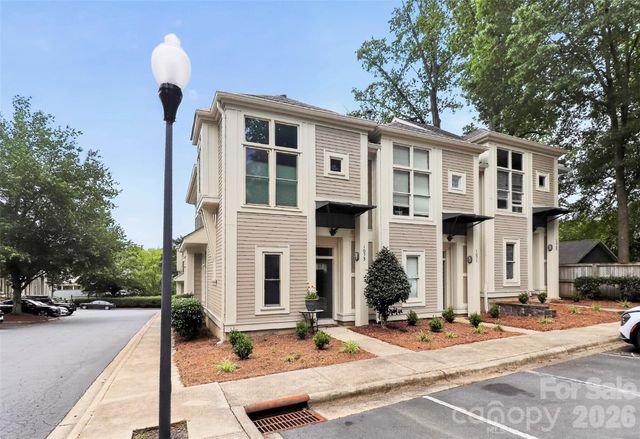 1073 Park West Drive, Charlotte, NC 28209