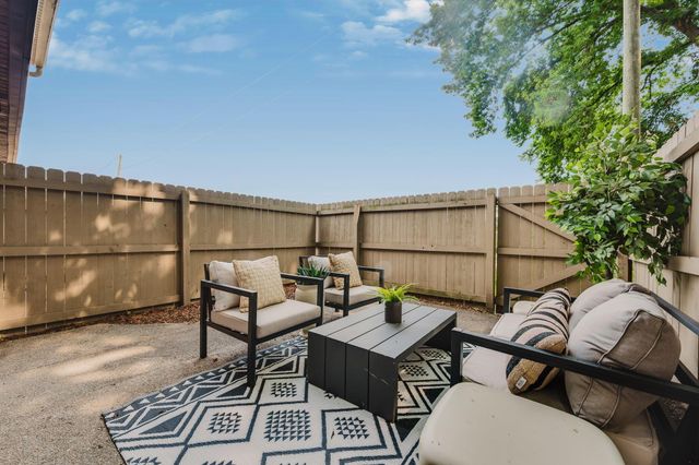 1383 Bluff Avenue, B, Grandview Heights, OH 43212