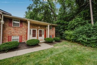 1383 Bluff Avenue, B, Grandview Heights, OH 43212