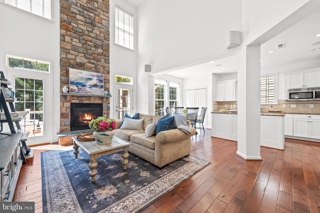 42961 THORNBLADE CIR, Broadlands, VA 20148