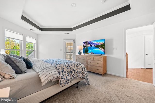 42961 THORNBLADE CIR, Broadlands, VA 20148