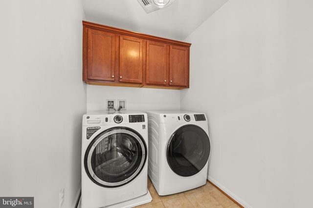 42961 THORNBLADE CIR, Broadlands, VA 20148