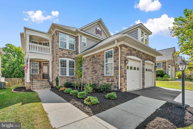42961 THORNBLADE CIR, Broadlands, VA 20148