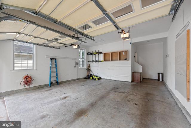 42961 THORNBLADE CIR, Broadlands, VA 20148