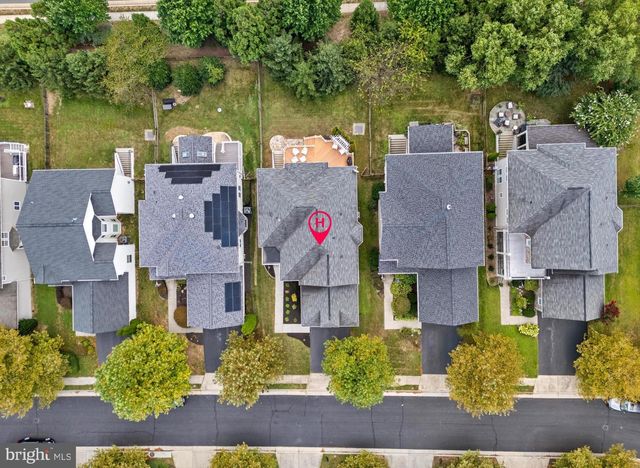 42961 THORNBLADE CIR, Broadlands, VA 20148