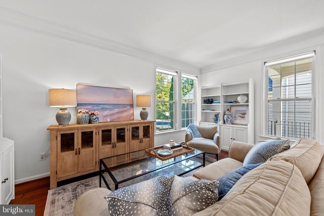 42961 THORNBLADE CIR, Broadlands, VA 20148