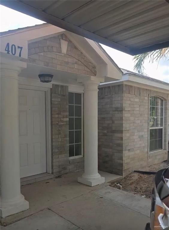 407 S 31st Street, Hidalgo, TX 78557