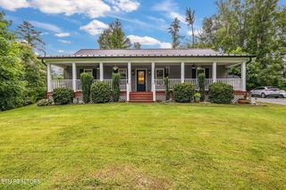 1106 Little Smoky Road, Gatlinburg, TN 37738