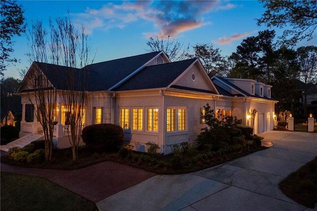 5727 Mountain Oak Drive, Braselton, GA 30517