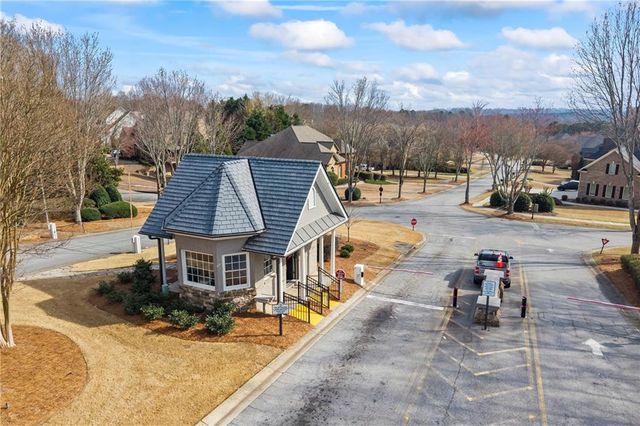 5727 Mountain Oak Drive, Braselton, GA 30517