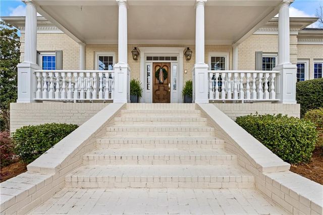 5727 Mountain Oak Drive, Braselton, GA 30517