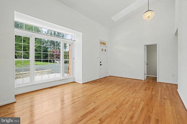 7855 WALLER DR, Manassas, VA 20111