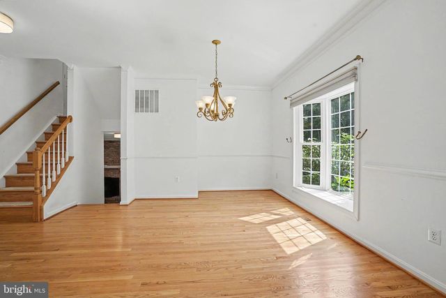 7855 WALLER DR, Manassas, VA 20111