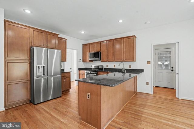 7855 WALLER DR, Manassas, VA 20111