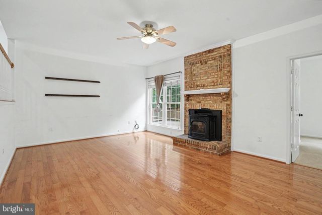 7855 WALLER DR, Manassas, VA 20111