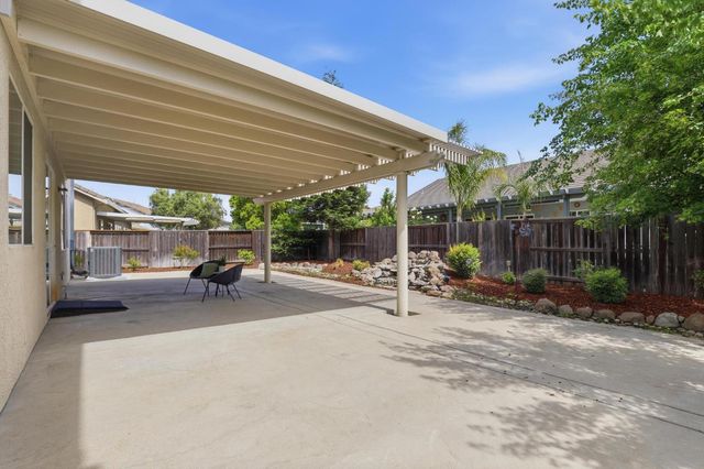 1178 Jewelflower, Plumas Lake, CA 95961
