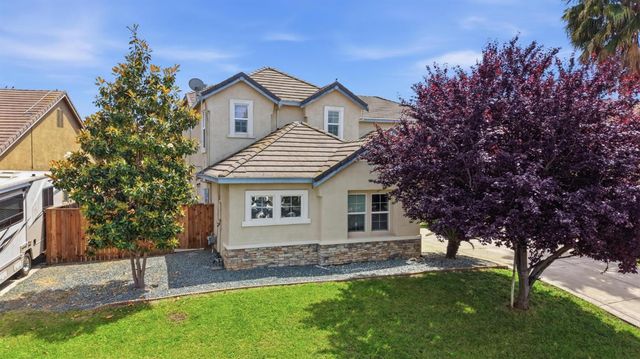 1178 Jewelflower, Plumas Lake, CA 95961