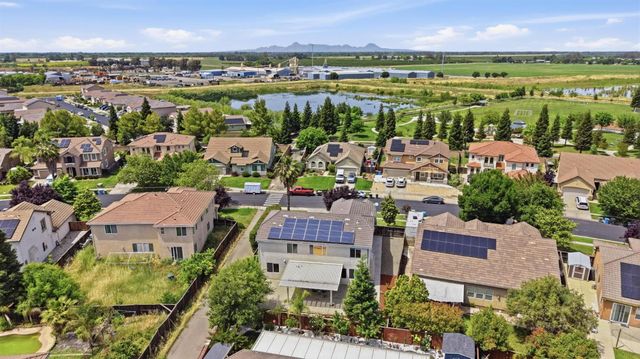 1178 Jewelflower, Plumas Lake, CA 95961