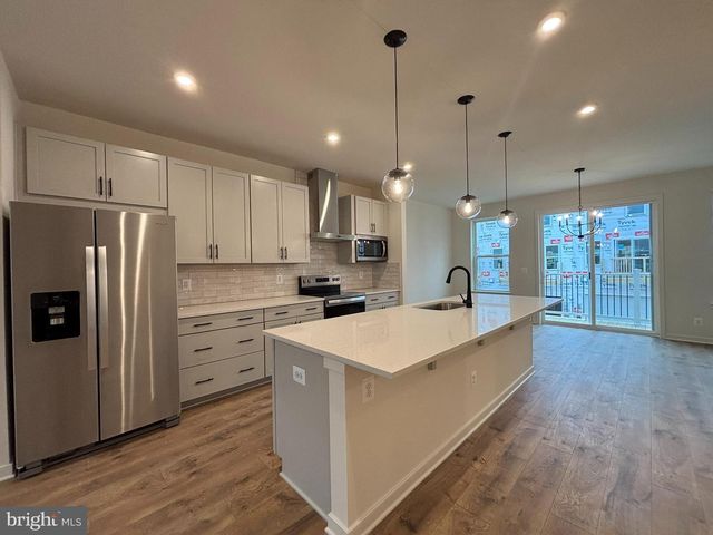 18004 ALICIA AVE, Dumfries, VA 22026