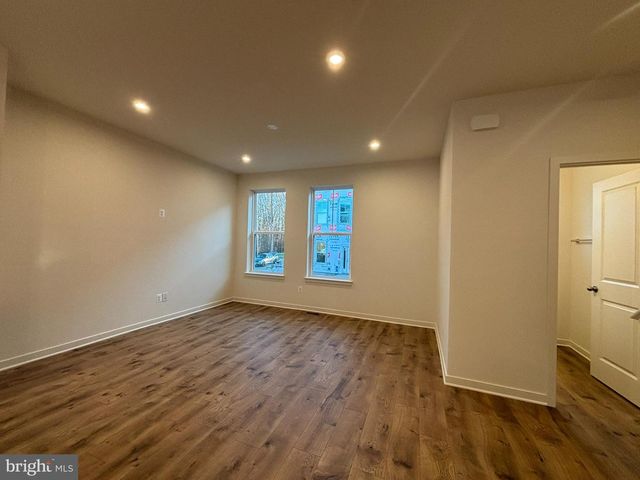 18004 ALICIA AVE, Dumfries, VA 22026