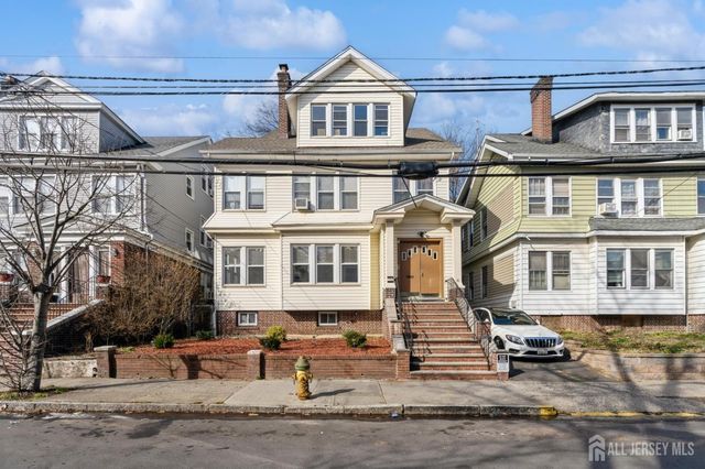 41-43 Poe Avenue, Newark, NJ 07106