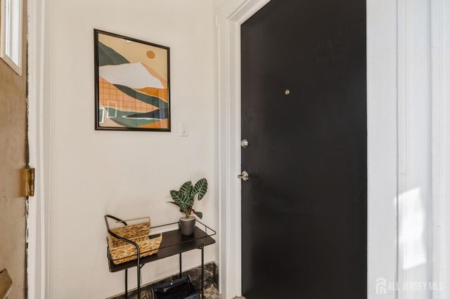 41-43 Poe Avenue, Newark, NJ 07106