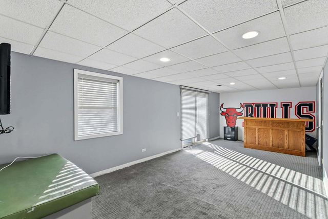 737 W St Johns Place, Addison, IL 60101