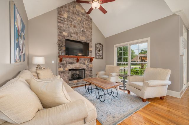 200 Camille Victoria Ct, Mount Juliet, TN 37122