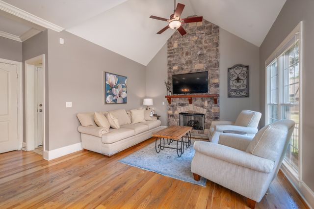 200 Camille Victoria Ct, Mount Juliet, TN 37122