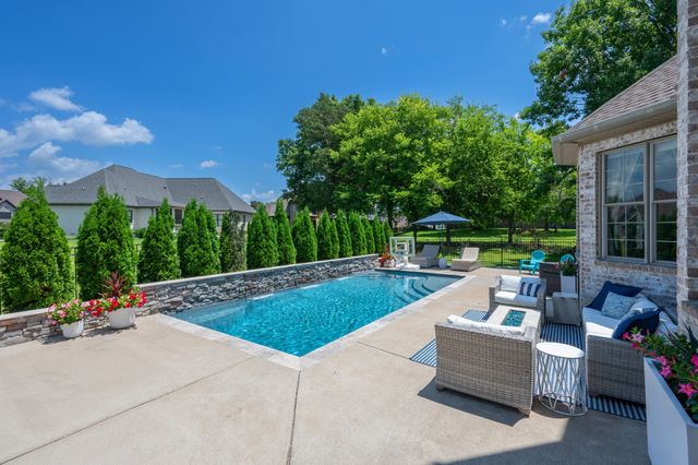 200 Camille Victoria Ct, Mount Juliet, TN 37122