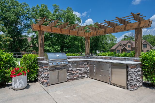 200 Camille Victoria Ct, Mount Juliet, TN 37122
