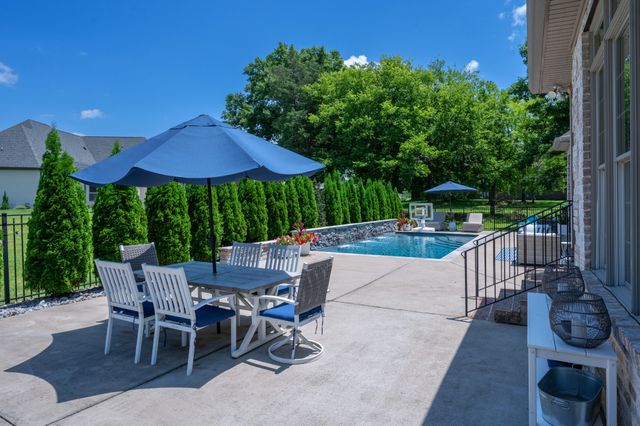 200 Camille Victoria Ct, Mount Juliet, TN 37122