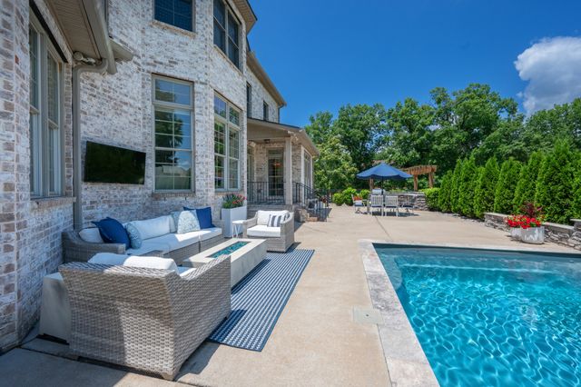 200 Camille Victoria Ct, Mount Juliet, TN 37122