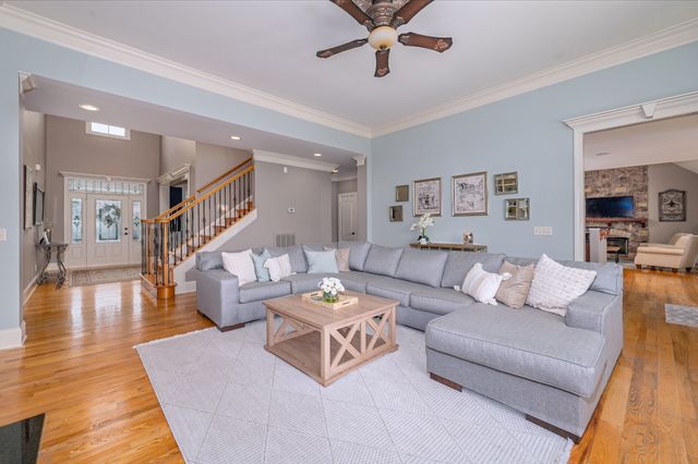 200 Camille Victoria Ct, Mount Juliet, TN 37122