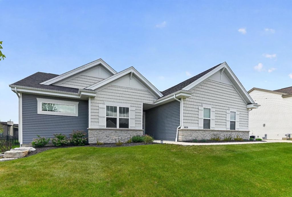 6659 Grouse Woods Road, Deforest, WI 53532