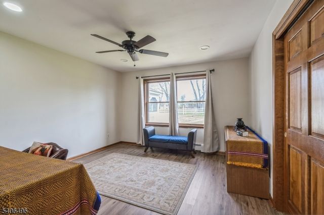 30 Claridge Ln, Raritan Twp., NJ 08822