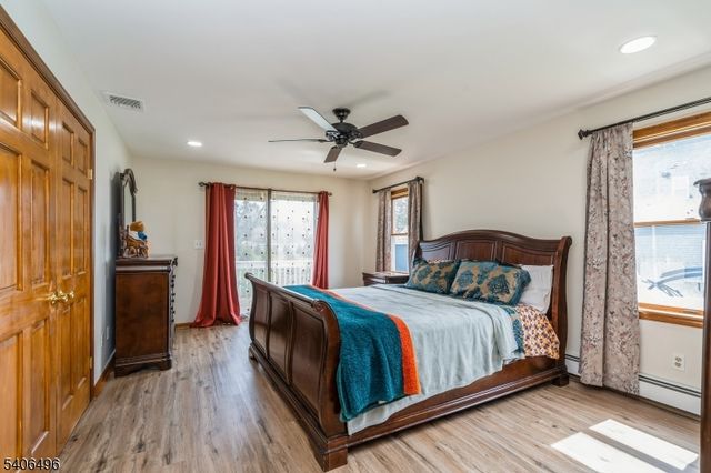 30 Claridge Ln, Raritan Twp., NJ 08822